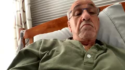 daddyweis online show from March 31, 2026, 2:24 am