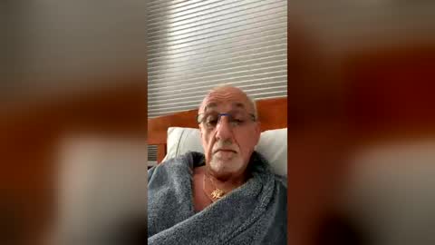 Snapshot of daddyweis chatting on July 3, 2026, 3:24 am daddyweis online show from July 3, 2026, 3:24 am