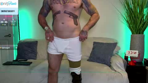 ConstructionDaddy and Lady Luna online show from October 14, 2025, 2:56 am