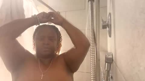 DadeesQTPie online show from April 20, 2026, 2:25 am