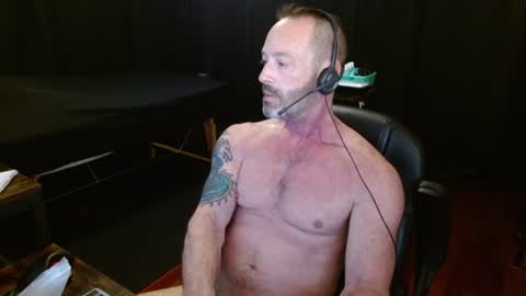 Snapshot of dadthebatehound chatting on June 15, 2026, 10:34 pm Call me Dad or Hound online show from June 15, 2026, 10:34 pm