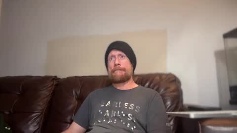 Snapshot of daemon456321 chatting on February 27, 2025, 9:58 pm daemon online show from February 27, 2025, 9:58 pm