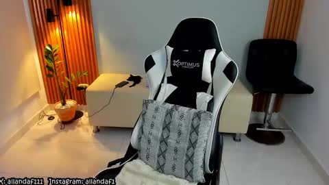 Snapshot of dafboy_ chatting on March 1, 2025, 10:21 pm Allan Daf online show from March 1, 2025, 10:21 pm