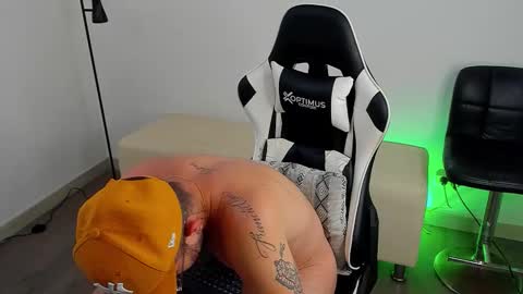 Snapshot of dafboy_ chatting on October 3, 2025, 9:56 pm Allan Daf online show from October 3, 2025, 9:56 pm