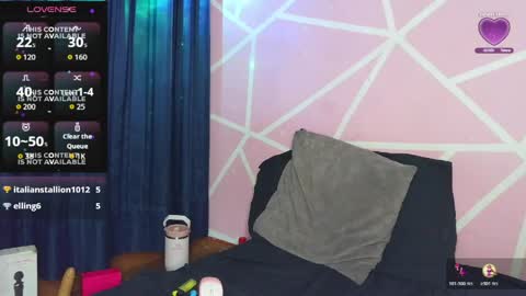 dafna lorens  online show from April 25, 2026, 11:24 pm