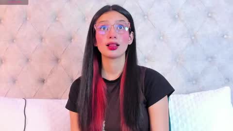 dafne_bss online show from June 3, 2026, 7:11 am