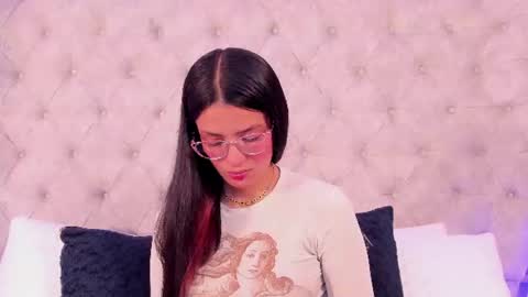 Snapshot of dafne_bss chatting on June 26, 2026, 5:12 am dafne_bss online show from June 26, 2026, 5:12 am