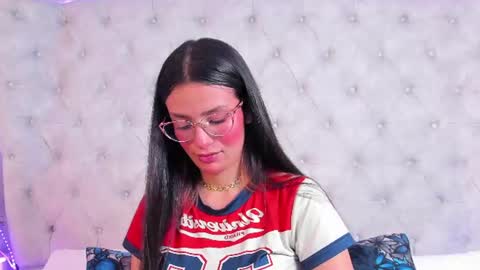 Snapshot of dafne_bss chatting on July 9, 2026, 3:54 am dafne_bss online show from July 9, 2026, 3:54 am