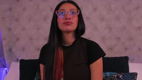 Snapshot of dafne_bss chatting on July 18, 2026, 7:56 am dafne_bss online show from July 18, 2026, 7:56 am