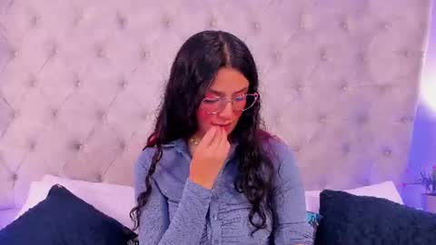Snapshot of dafne_bss chatting on July 24, 2026, 6:44 am dafne_bss online show from July 24, 2026, 6:44 am