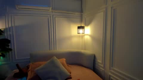 dafne_hillss online show from March 31, 2026, 11:10 am