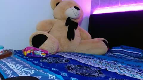 dafne_hot77 online show from March 17, 2026, 10:24 pm