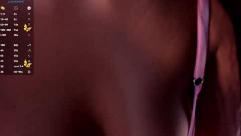 Snapshot of dahiana_cute_ chatting on December 19, 2024, 5:29 am Dahiana online show from December 19, 2024, 5:29 am