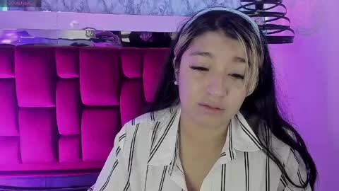 Snapshot of dahiana_dmour chatting on May 14, 2026, 12:23 pm Dahiana online show from May 14, 2026, 12:23 pm