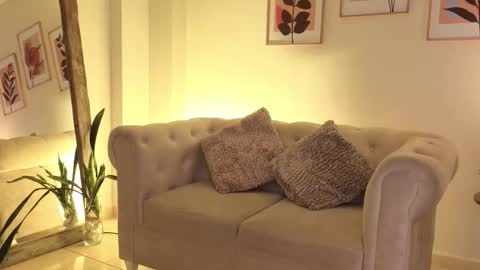 Dahiann Walcott online show from March 3, 2026, 5:30 pm