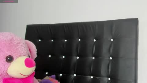    online show from December 3, 2024, 9:44 am