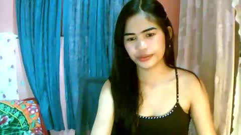 Im Dahlia online show from March 31, 2026, 11:43 am
