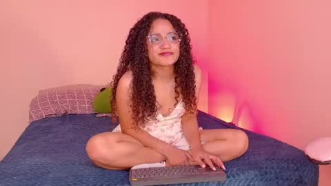 Snapshot of dahliabrowniee chatting on June 7, 2026, 3:21 am Dahli online show from June 7, 2026, 3:21 am