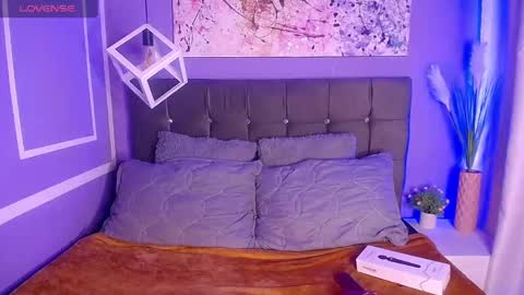 DAHYAN online show from September 13, 2025, 1:55 pm