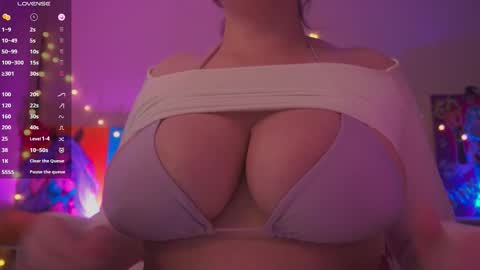 Cute DianaOnline mostly at 8pm-0000 am UK TimeTuesday and Wednesday off online show from February 25, 2026, 10:19 pm