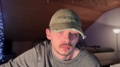 Daimon  online show from January 22, 2025, 3:20 am