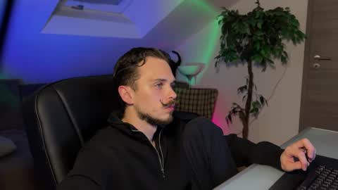 Daimon  online show from April 3, 2026, 10:41 pm