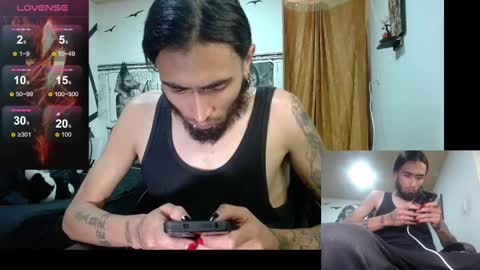 Snapshot of daimon_rock01 chatting on March 11, 2025, 4:43 am felipe online show from March 11, 2025, 4:43 am