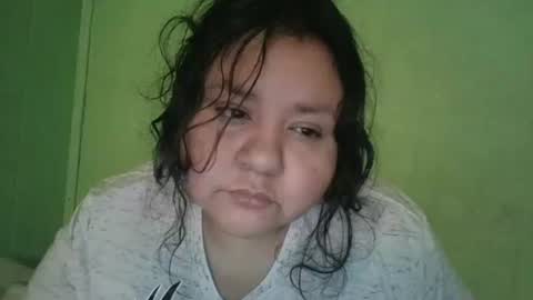 daisnconfusion_ online show from December 16, 2024, 9:20 pm