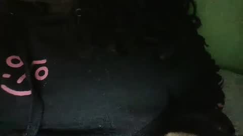 daisnconfusion_ online show from March 6, 2025, 10:15 pm