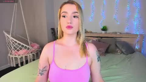 Snapshot of daisy_beckerr chatting on June 10, 2026, 9:30 am Viickie online show from June 10, 2026, 9:30 am