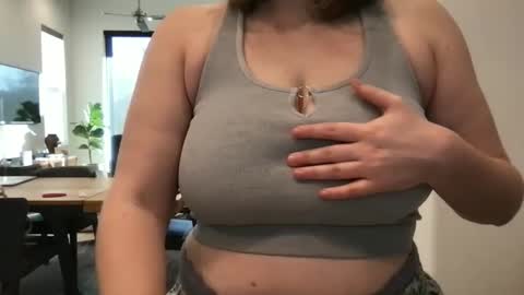 Snapshot of daisy_lately chatting on February 27, 2026, 10:54 pm daisy_lately online show from February 27, 2026, 10:54 pm