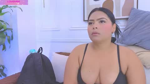 Daisy Price online show from March 13, 2026, 10:44 am