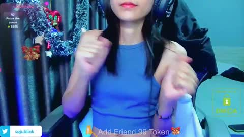 Snapshot of daisybean chatting on December 23, 2024, 5:22 pm Daisy online show from December 23, 2024, 5:22 pm