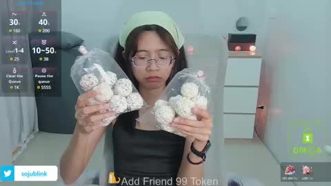 Snapshot of daisybean chatting on February 1, 2025, 4:33 pm Daisy online show from February 1, 2025, 4:33 pm