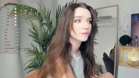 Snapshot of daisyfoulks chatting on February 17, 2025, 8:26 pm Naomi online show from February 17, 2025, 8:26 pm