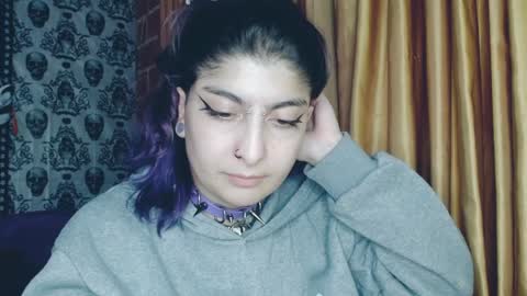    --  -- help me reach 100 hands up  online show from February 1, 2025, 7:47 am