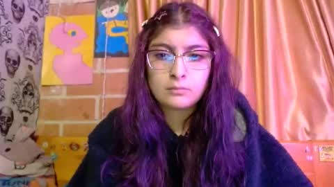    --  -- help me reach 100 hands up  online show from September 16, 2025, 2:23 am