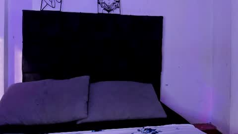 dakostelee1_ online show from July 28, 2026, 9:25 pm