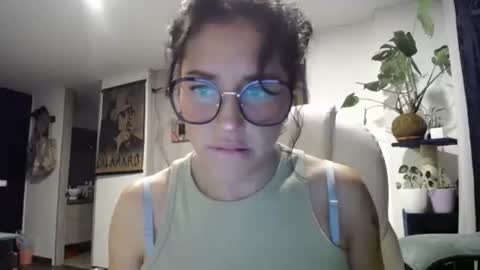 IG  dakotasofiaa online show from December 17, 2024, 5:51 am