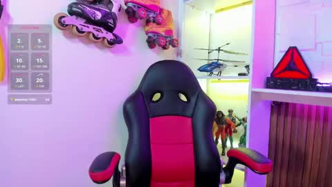 dakota_addams online show from April 15, 2026, 8:09 pm