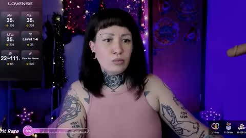 Dakota online show from December 21, 2025, 2:13 pm