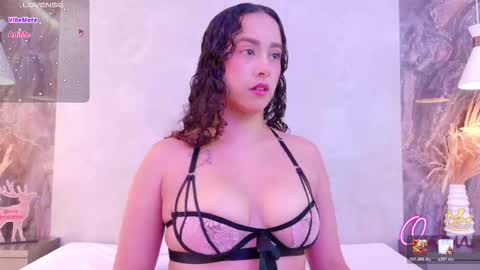 Snapshot of dakotasanders chatting on December 21, 2025, 7:54 pm CallmeDakota online show from December 21, 2025, 7:54 pm