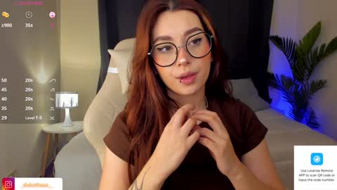 Snapshot of dakottaa__ chatting on December 20, 2024, 10:43 pm dakottaa__ online show from December 20, 2024, 10:43 pm