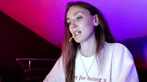 Dalia  online show from January 28, 2025, 2:21 pm