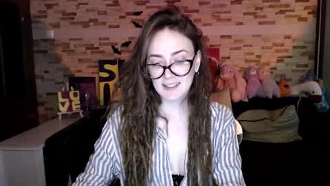 Dalia  online show from November 13, 2025, 9:19 am