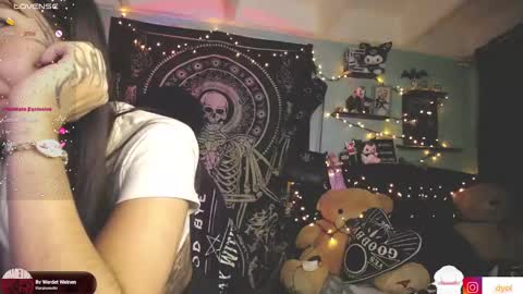 dalia_vorhees online show from December 6, 2024, 11:57 pm