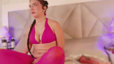 Snapshot of daliajohnson_ chatting on March 24, 2026, 9:58 am leila williams online show from March 24, 2026, 9:58 am