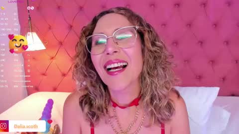 Dalia online show from February 12, 2025, 9:54 pm