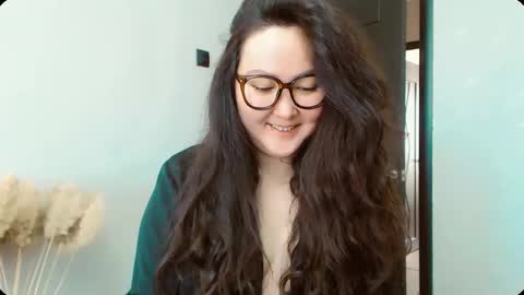 Dali online show from November 15, 2025, 5:49 am