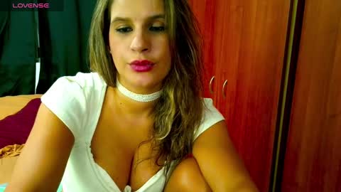 Snapshot of dalila_sexxx chatting on February 5, 2025, 4:16 am Dalila online show from February 5, 2025, 4:16 am